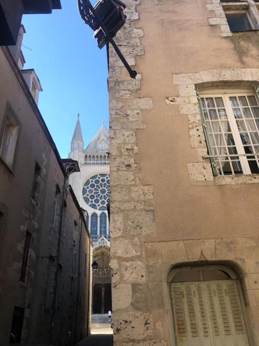 Superbe 2 Pieces A Deux Pas De La Cathedrale Apartment Chartres Exterior photo